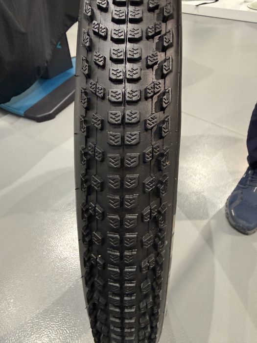 2 opony Schwalbe Johhny Watts 365 27,5-2,35-650B