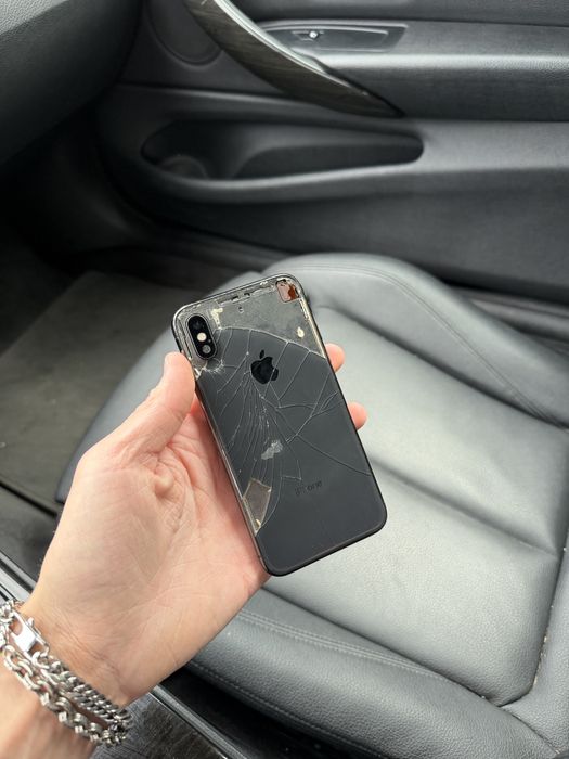 черный apple iphone X 64 GB