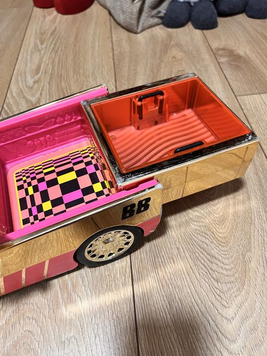 Samochód L.O.L Surprise