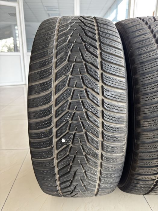 Продам зимові шини різноширокі 275/45 R20 і 305/40 R20 Hankook