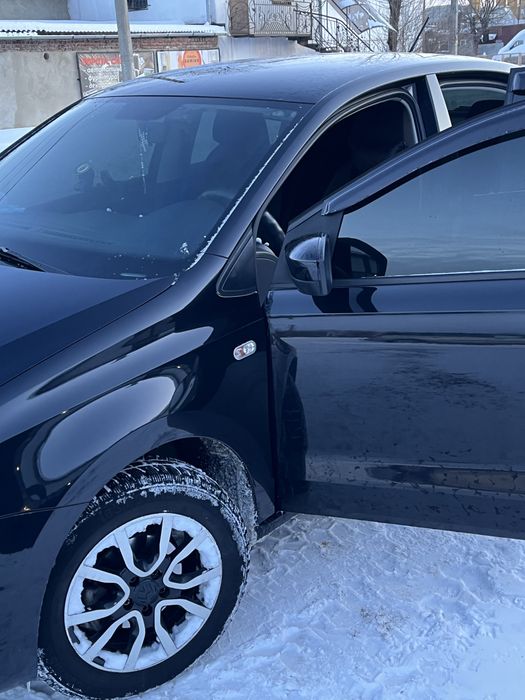 Volkswagen Polo Sedan