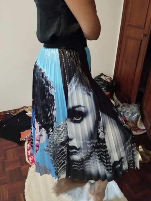 Saia  de pregas multicolor