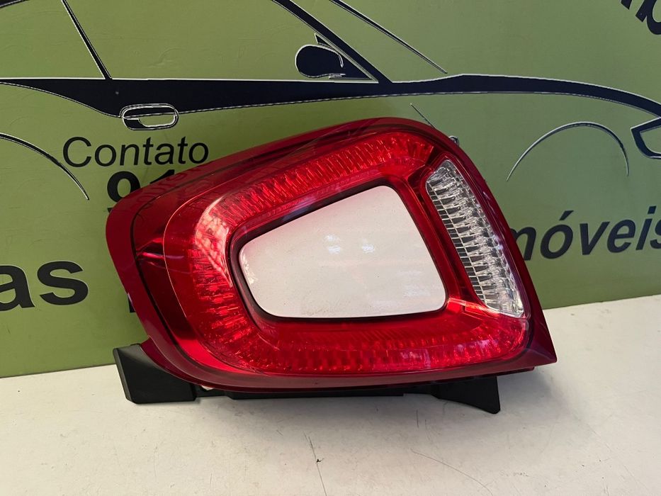 Fiat 500 - Farolim direito Led - FT527