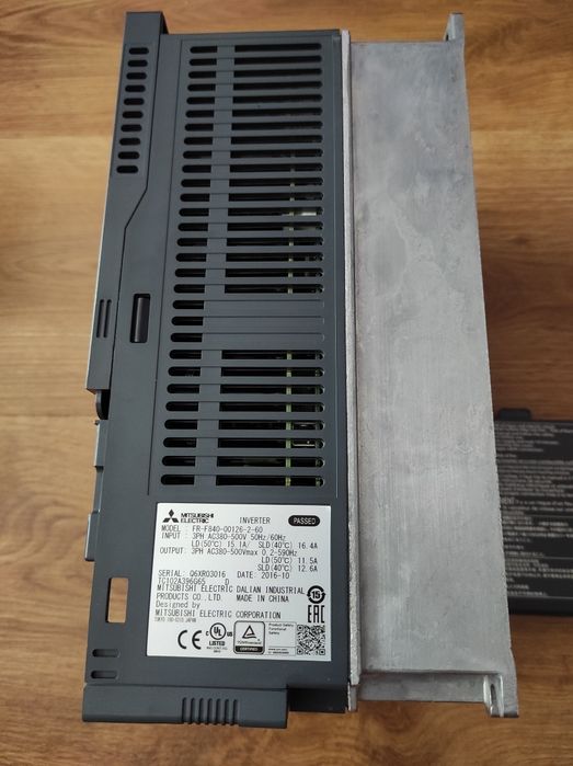 Falownik Mitsubishi Electric FR-A840_00126_2_60 2.2-5.5kW 3x380-500V