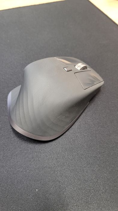 Logitech MX Master 3 Mouse64550217223298123