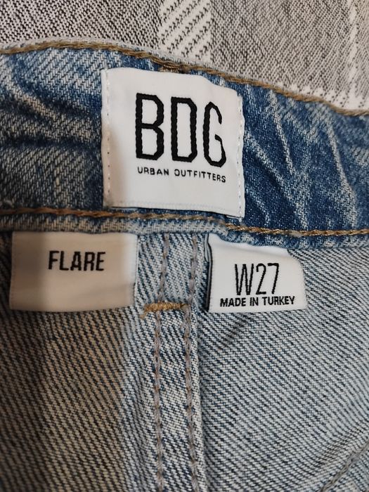 Джинси кльош розмір М 27