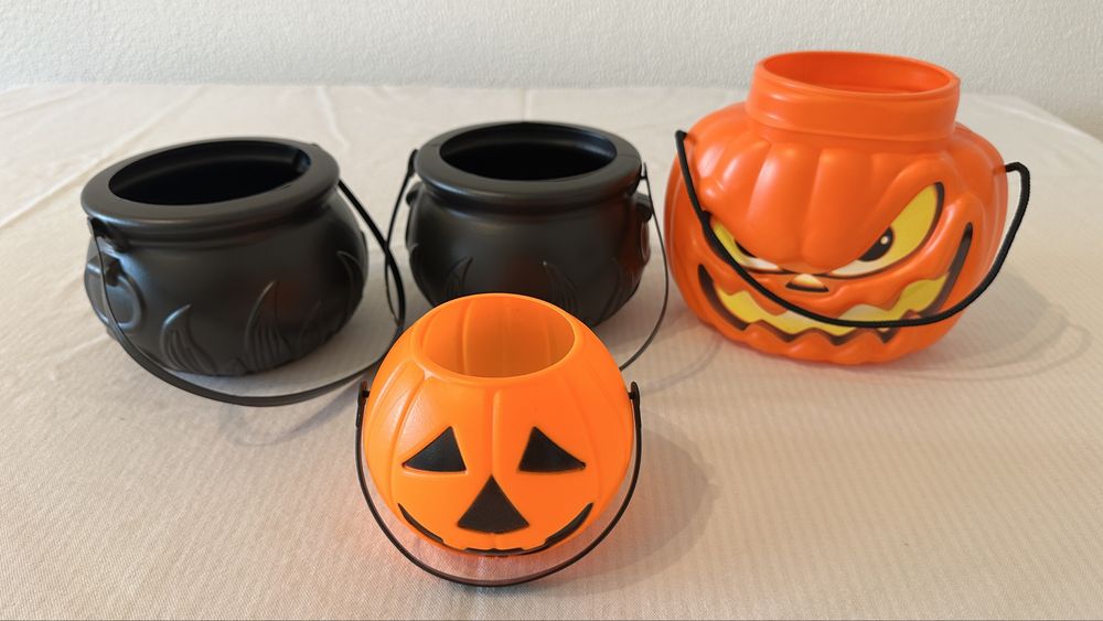 Kit Decoração Halloween (Baldes, Lanternas, Morcegos e Teia)