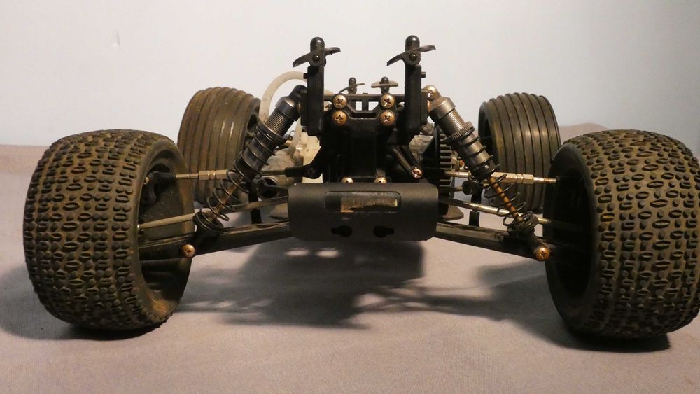 Duże podwozie do samochodu modelu rc nitro benzyna