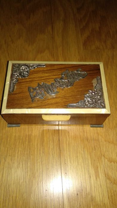 porta joias e frascos perfume antigos