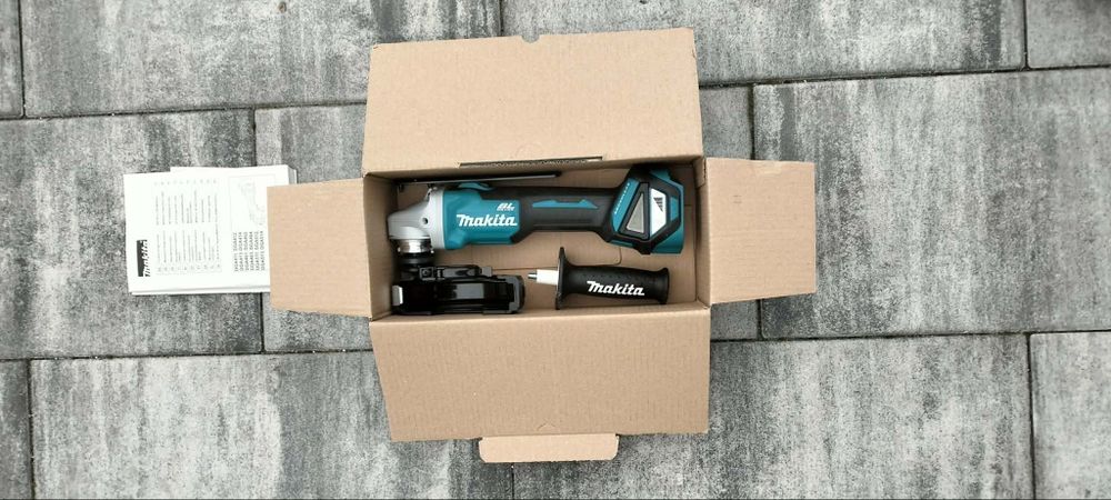 Szlifierka kontowa Makita DGA 511Z