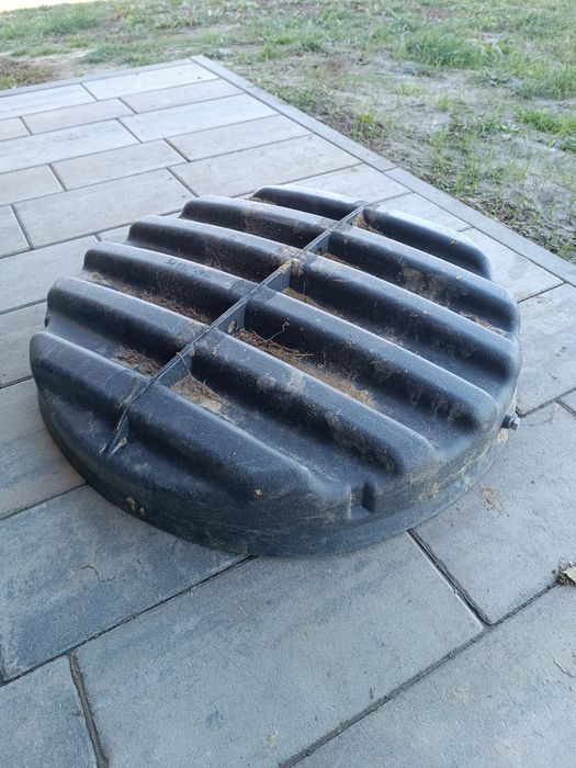 Pokrywa plastikowa na zbiornik