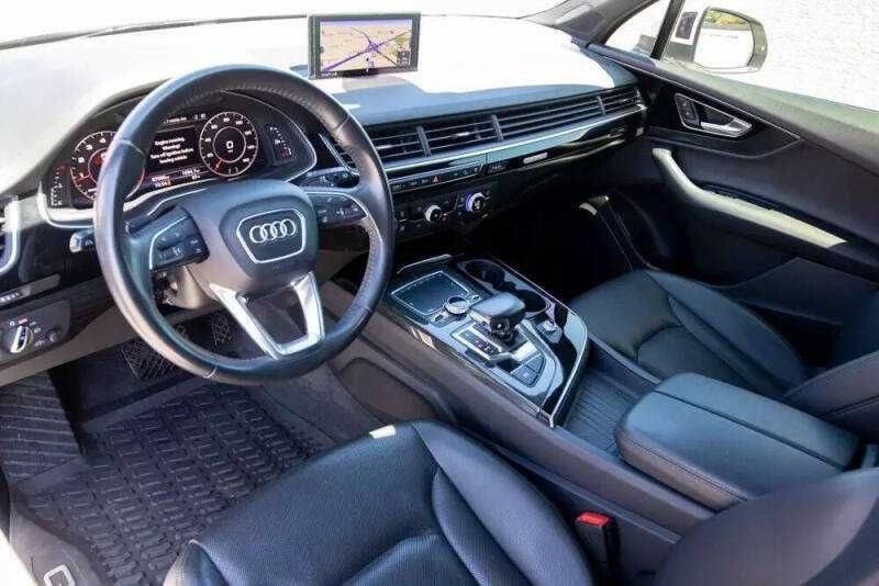 2017 Audi Q7 Premium Plus