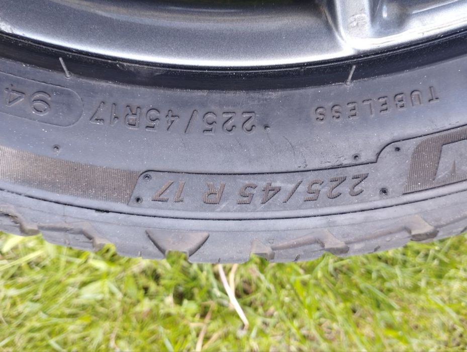 Комплект 225/45/R17