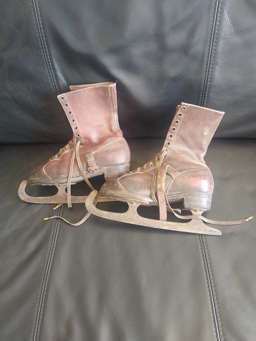Patins vintage, de gelo, longo curso, com botas