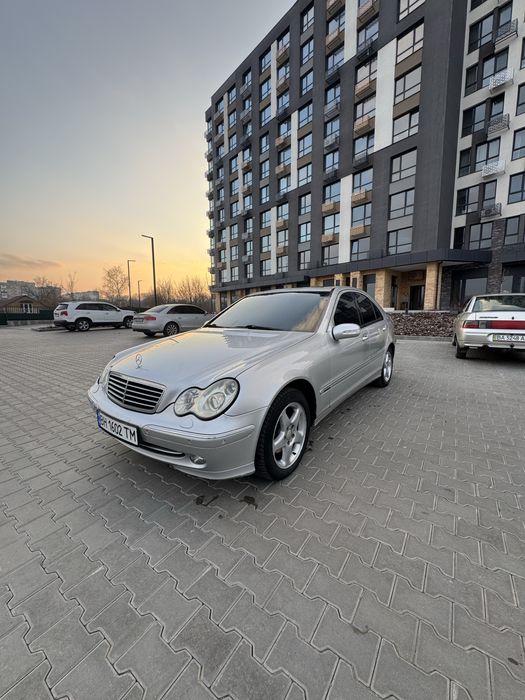 Mercedes-Benz C200 Kompressor Avantgarde