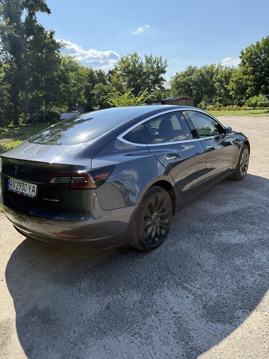 Продам Tesla Model 3 2019 Long Range Dual Motor 75 D