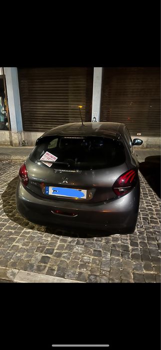 Peugeot 208 1.2