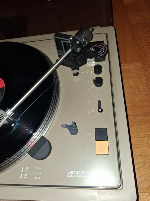 Gramofon Lenco L830 DD Direct Drive