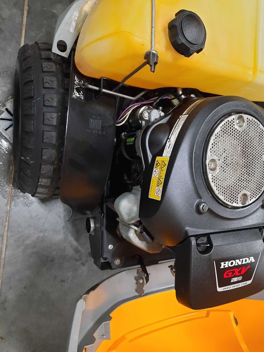 Traktorek stiga PARK PRO SVAN  4 WD HONDA hydraulika
