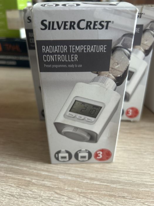 programowalny termostat grzejnikowy marki Silvercrest.