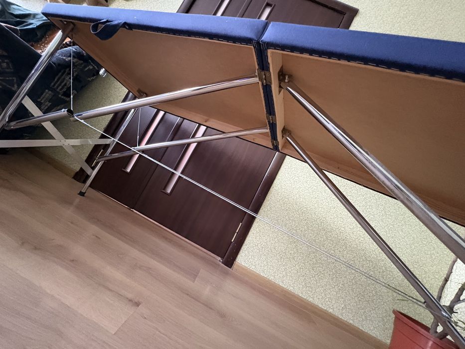 Кушетка для массажа або косметичних процедур