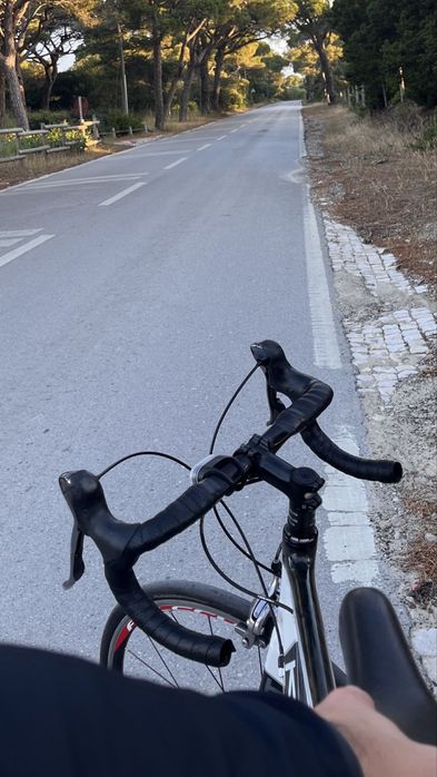 Bicicleta carbono 2021 Kuota Factor 2