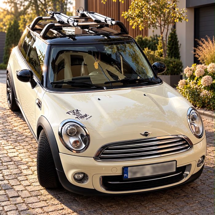 Mini Cooper. R56.