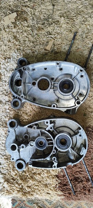 Kartery komar ładne połówki silnika karter silnik romet motorynka 50