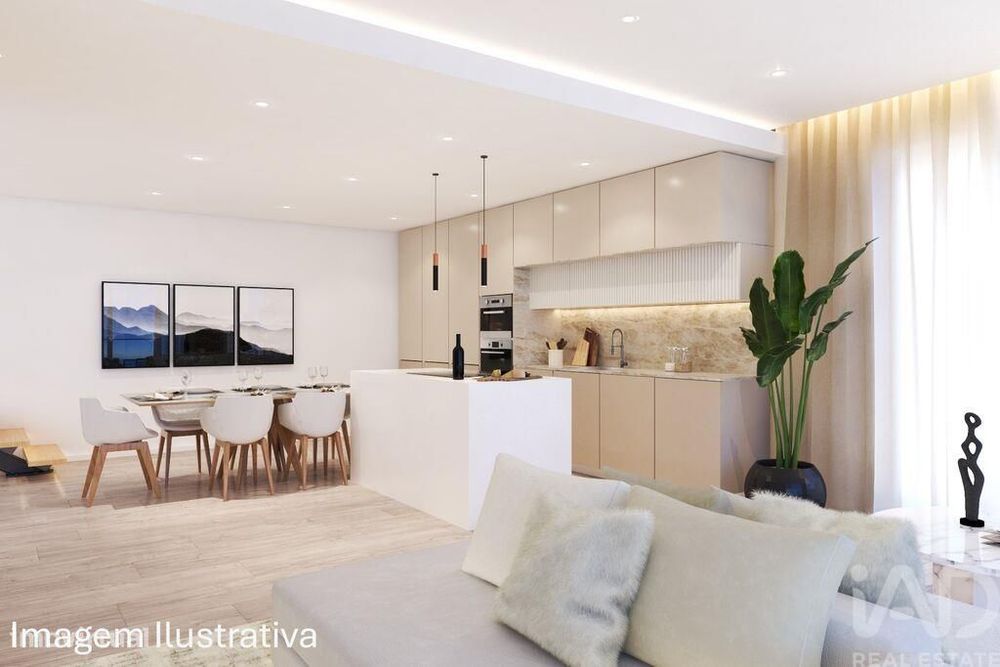 Apartamento T1 em Silveira de 78,00 m2