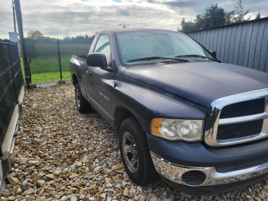 Dodge Ram 1500 regular cab