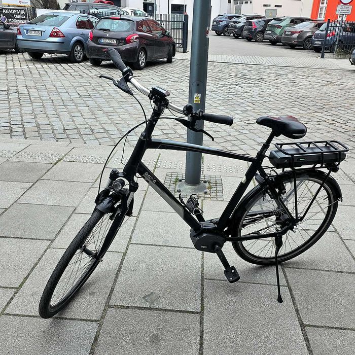 Rower męski elektryczny Dutch id Magura elektryczne biegi