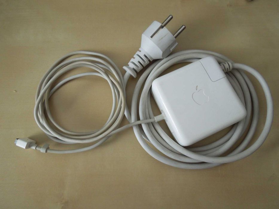 Carregador Apple 60w MagSafe Power Adapter modelo A1184 - ADP-60AD B - em óptimo estado - para MacBook e MacBook Pro compatíveis