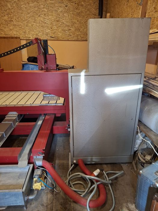 Станок фрезерний  ЧПУ  по каменю