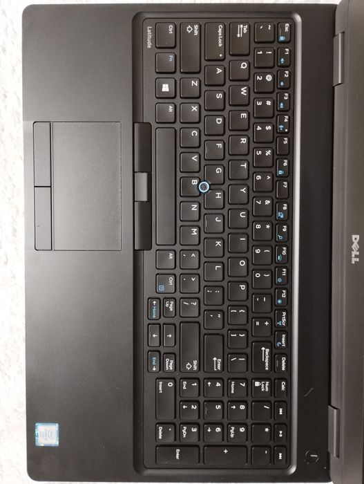 Игровой Dell 5580 IPS i5-6440HQ/8gb DDR4/SSD 256gb/nVidia 940mx