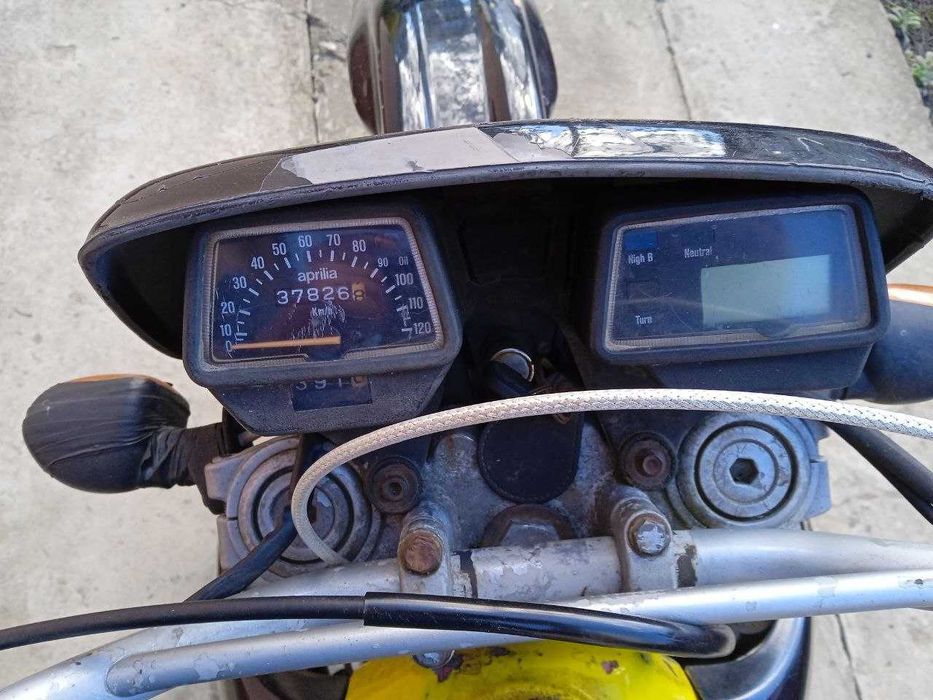 Продаю мотоцикл Aprilia
