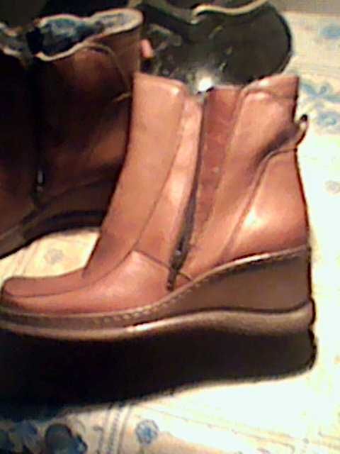 Продам кросівки 44розмір.