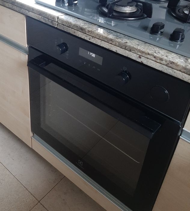 Elektrolux Piekarnik parowy Stream Crisp do zabudowy