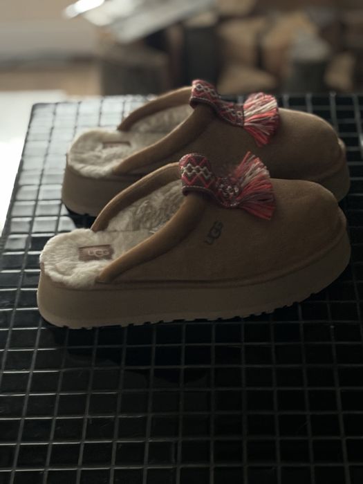UGG Tazzle колір каштан