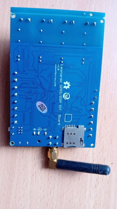 Leonardo gprs/gsm board v1.0