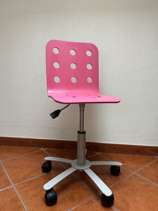 Cadeira escritório cor de rosa