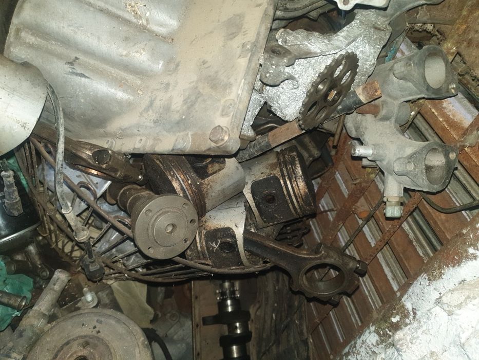 Мотор BMW m10b18 бензин