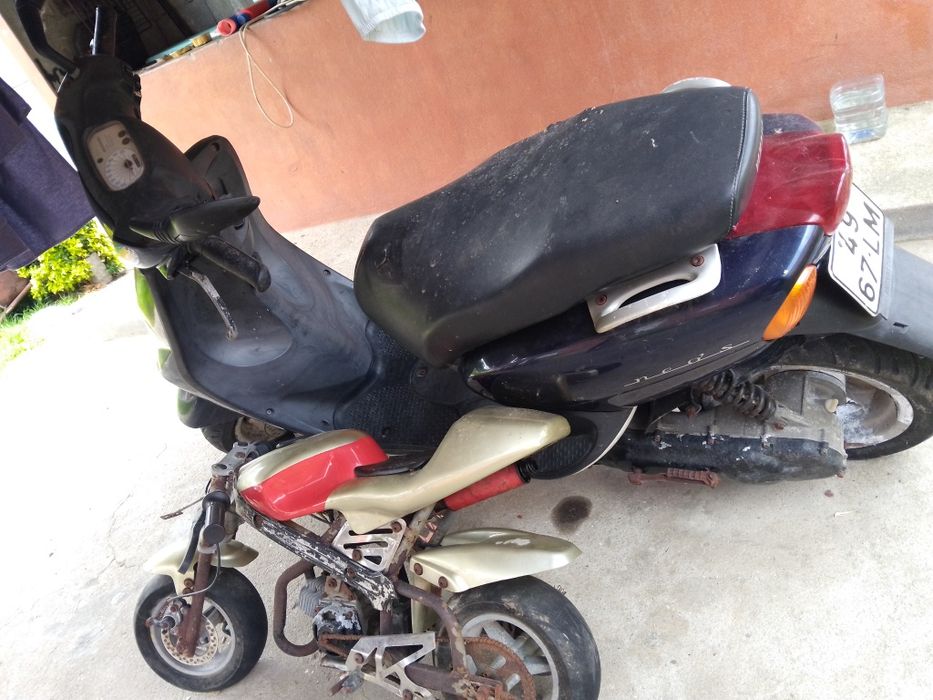 Secador e moto pequena