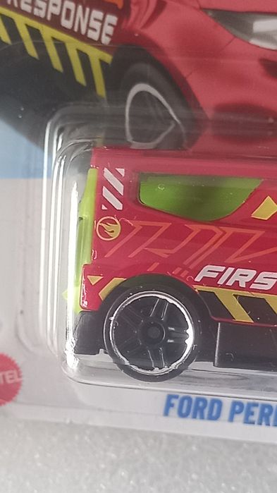 Ford performance supervan 4 hot wheels (TH) treasure Hunt