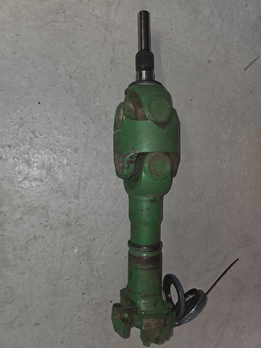 Półoś napędowa John Deere