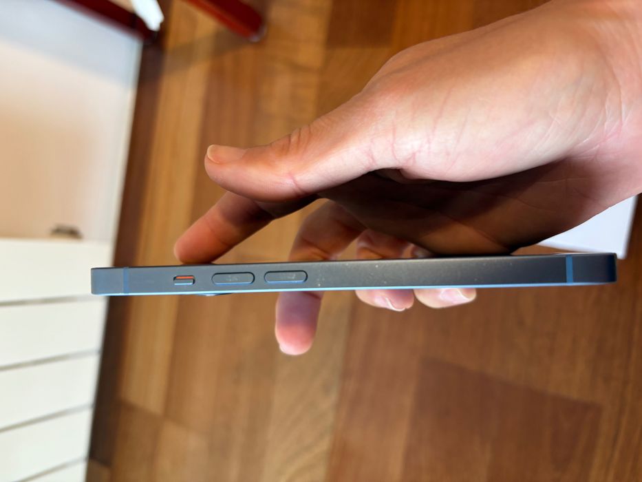 iPhone 14 256GB excelente