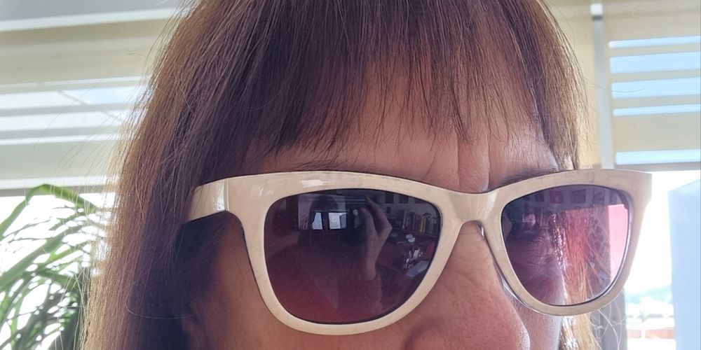 Óculos de sol MANGO