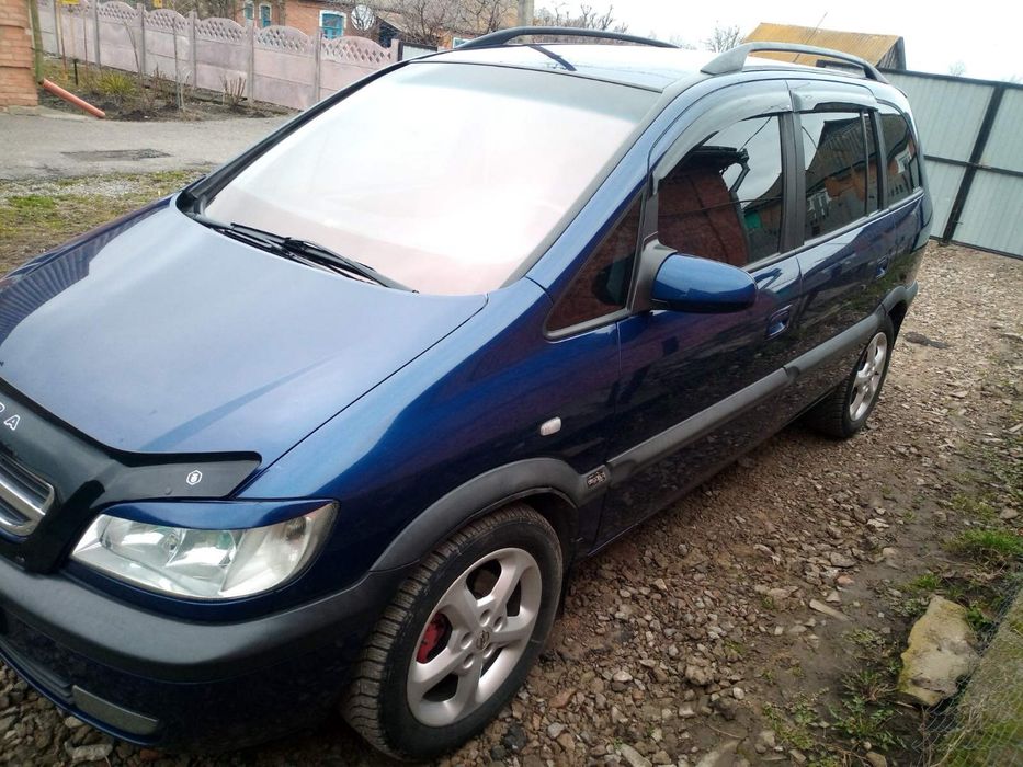 Продам машину Opel Zafira , в гарному стані