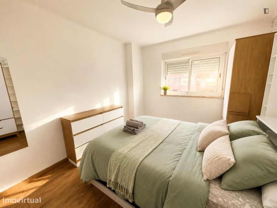 Apartamento com 1 quartos - localizado em Olaias Lisbon