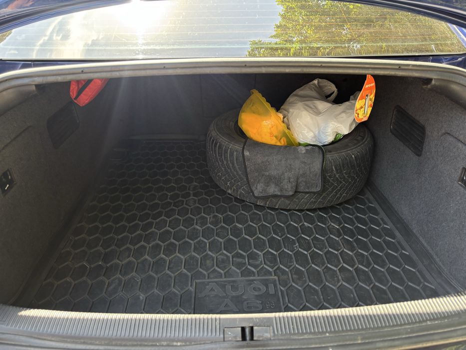 Ауді а6с5 2.4 газ бензин