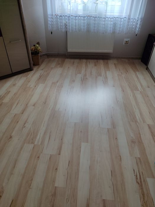 Oddam panele i listwy około 15-20 m2